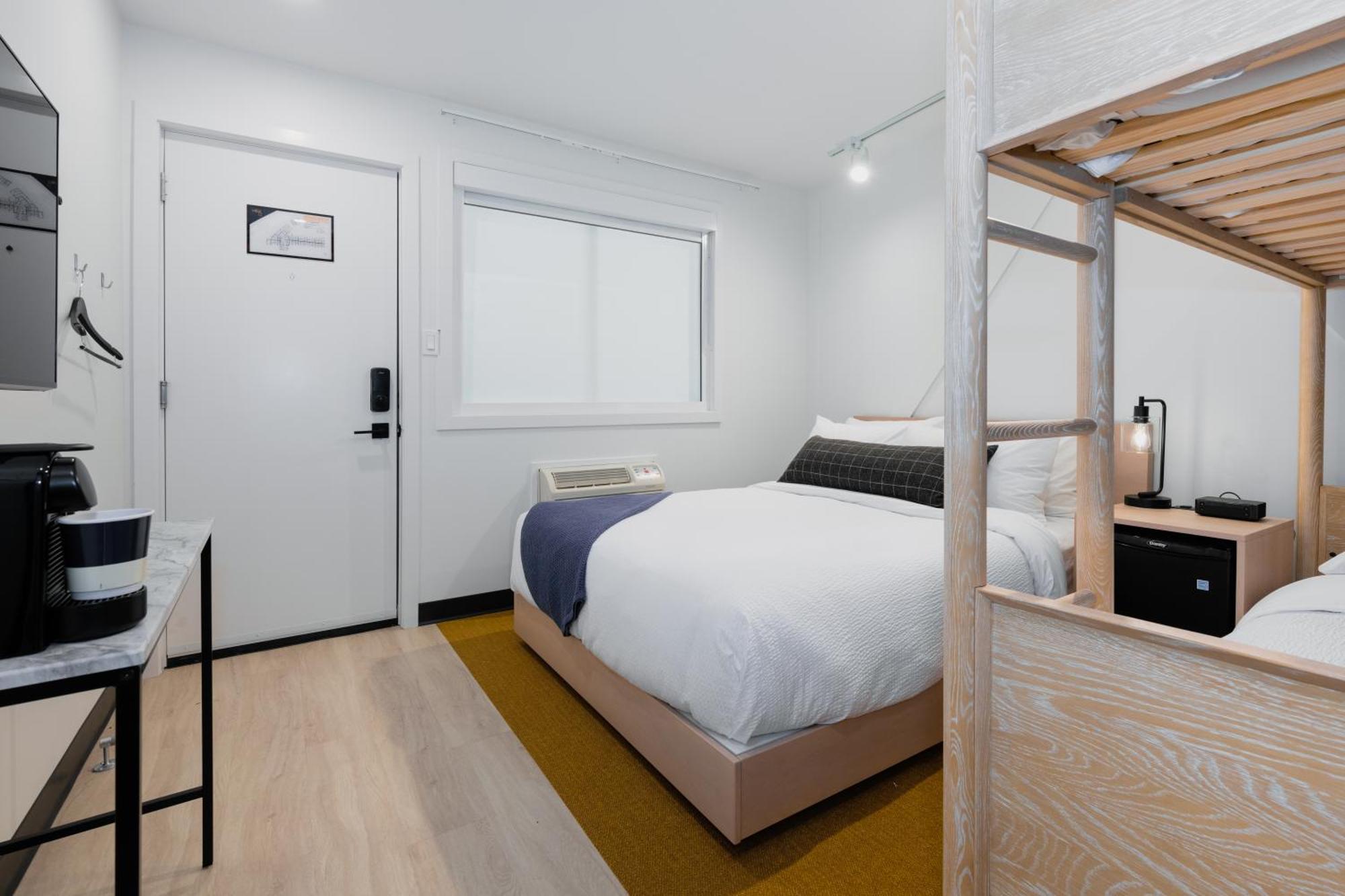 Vrge Revelstoke Exterior foto
