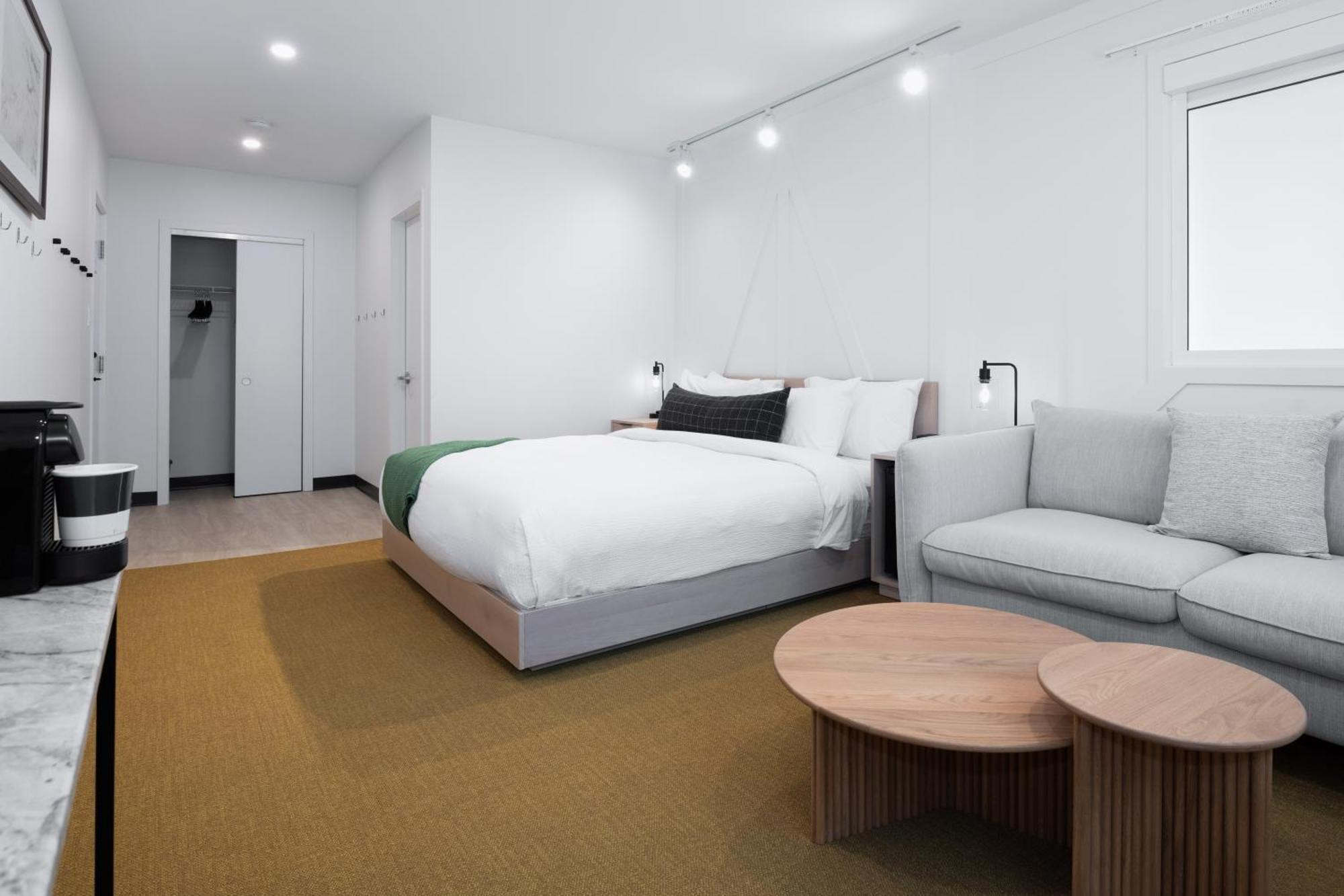 Vrge Revelstoke Exterior foto